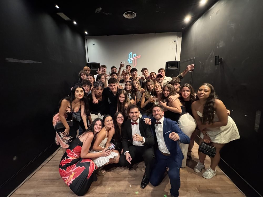 Equipo Help Together en la gala anual